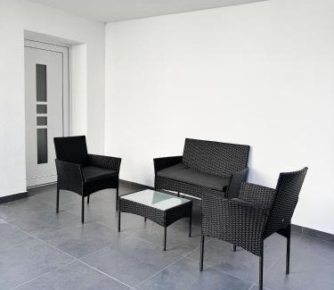 Oberdorla Apartment | Saniertes Apartment im Herzen von Mönchengladbach