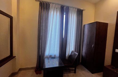 Sirala Hotel | Sanjit Royal Stay