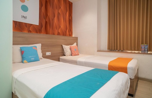 Suko Manunggal Hotel | Sans Hotel Kupang Indah Surabaya