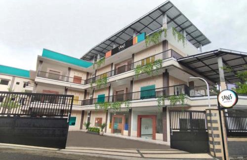 Batu Hotel | Sans Hotel Queen Batu