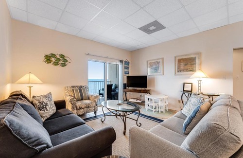 Pensacola Beach Hotel | Sans Souci 208