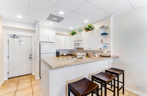 Pensacola Beach Hotel | Sans Souci 208