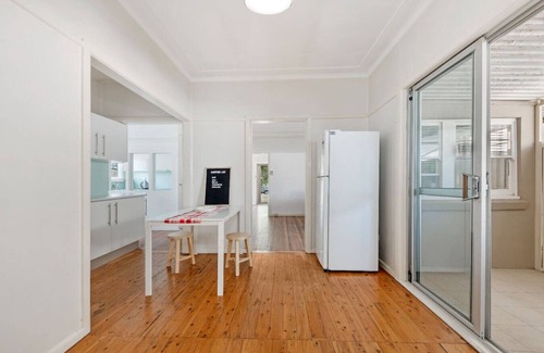 Sans Souci House | Sans Souci | 4-Bedroom Home Near Beach