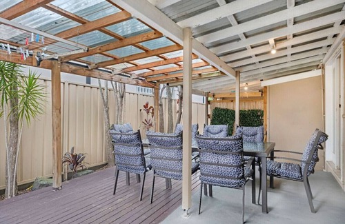 Sans Souci House | Sans Souci | 4-Bedroom Home Near Beach
