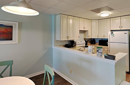 Pensacola Beach Condo | Sans Souci #505 | Beachfront Condo, Balcony Views!