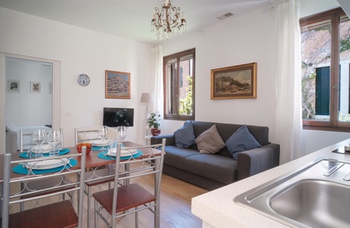San Marco House | Sant'Angelo Garden View - Few steps from La Fenice