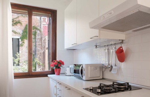 San Marco House | Sant'Angelo Garden View - Few steps from La Fenice