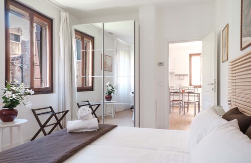 San Marco House | Sant'Angelo Garden View - Few steps from La Fenice