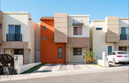 Hermosillo House | Santa Bárbara wifi Factura