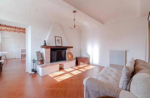Rocca D'Arazzo Apartment | Santa Caterina Country House - cozy villa with garden