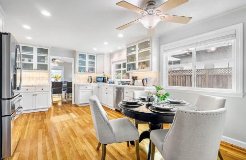 Santa Clara House | Santa Clara 5Br Home I Spacious backyard I Westfield
