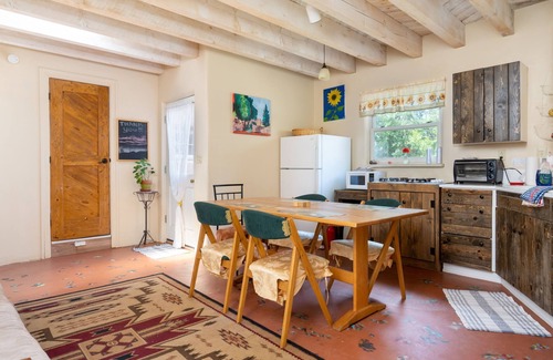 Canoncito House | Santa Fe Getaway