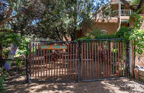 Canoncito House | Santa Fe Getaway