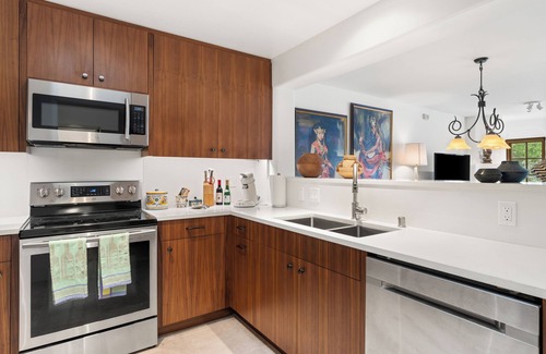 Quail Run Condo | Santa Fe Penthouse: Golf Course, Pool, Hot Tub and Mountain Views!
