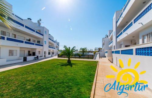 Santa Luzia Apartment | Santa Luzia Residence by Algartur - 5 mins Downtown - Pool & Wi-Fi