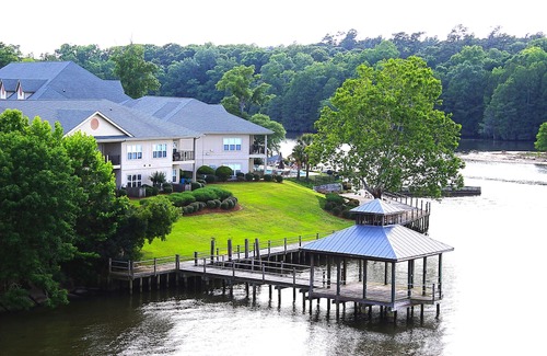 Santee Condo | Santee, SC - Ballards Pointe 3 Bed 3 Ba - Lake Marion - Vacation Rental