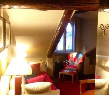 Roman Quarter Apartment | Santi apartment in the heart of Turin