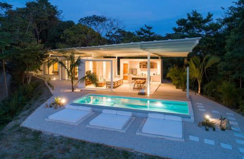 Manzanillo Villa | Santiago Hills Villa