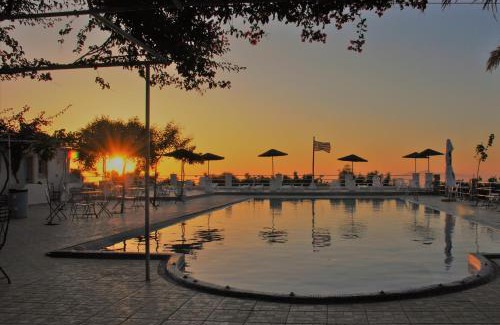 Fira Hostel | Santorini Camping & Hostel