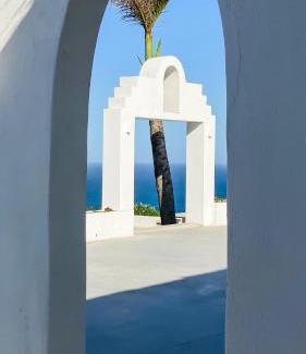 Amanzimtoti House | Santorini Guesthouse