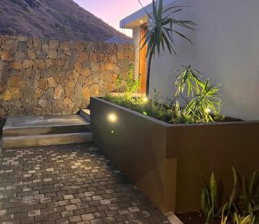 Tamarin Villa | SANTOSHA