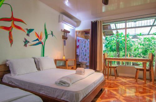 Valle Azul House | Santuario de Ranas - Explora nuestro paraíso natural