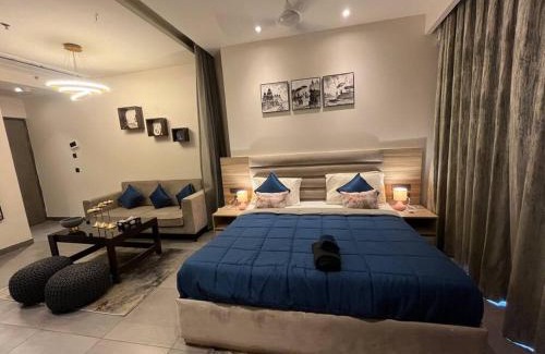 Noida Apartment | Santushti by Urban Retreat