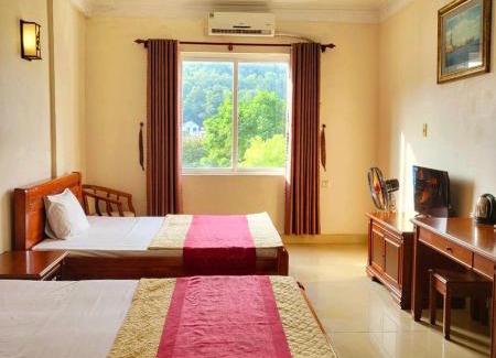 Bai Chay Hotel | Sao Pho Hien Hotel