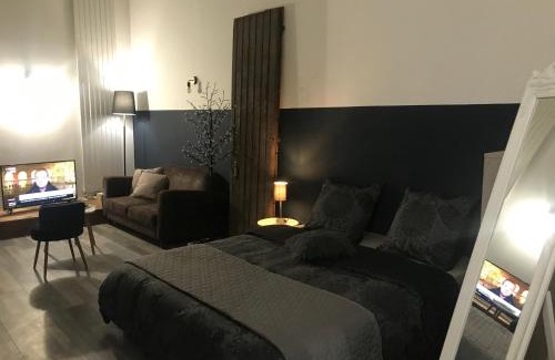 Fontaines-Saint-Martin Apartment | SAONE SEJOUR Courte Durée