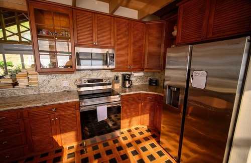 Grapetree Villa | Sapala All - Exclusive Oceanfront Rustic Villa with Private Pool
