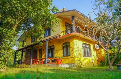 Sauraha Resort | Sapana Village Lodge
