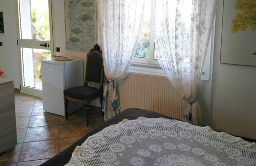 Sant'Antioco Bed & Breakfast | Sapore di mare - King Room with Garden View