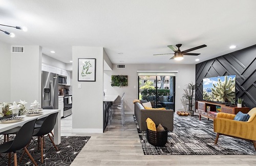 Central Scottsdale Condo | Sapphire at McCormick Ranch * Modern 2BR, 2BA Condo w/Heated Pool, Spa & Tennis Court!