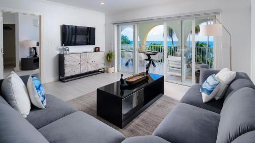 Dover Apartment | Sapphire Beach 213 apts