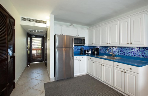 Red Hook Condo | Sapphire Beachfront Renovated Villa 1200 SF! - Free Wi-Fi