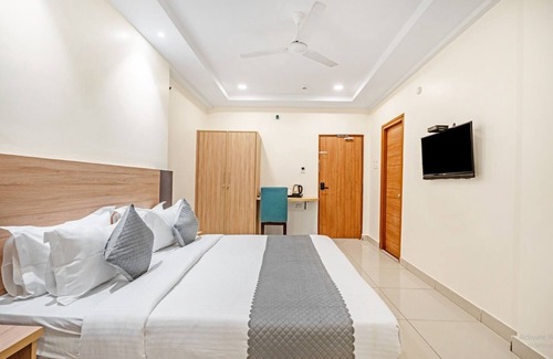 HITEC City Hotel | SAPPHIRE BLISS HOTEL