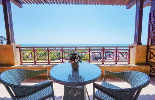 Sabayil Resort | Sapphire Marine