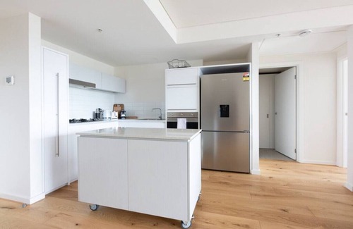 South Yarra Condo | Sapphire of South Yarra - two bedroom condominium