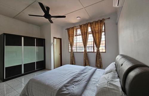 Bandar Saujana Putra House | Sapphire Residence