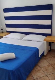 Marina di Puolo House | Sapphire Rooms