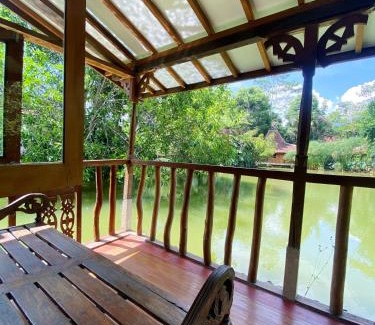 Parongpong Resort | Sapulidi Cafe, Gallery & Resort