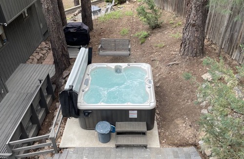 Kachina Village House | Sarah's Sanctuary Mountain Pines - 4 Gorgeous Deck Views of the Forest. HOT TUB!