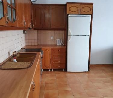 Kodrra Apartment | Saranda Apartment Ana