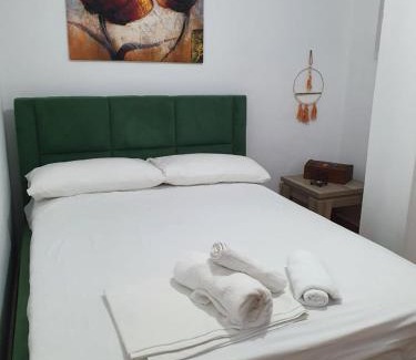 Kodrra Apartment | Saranda Apartment Ana