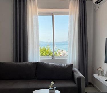 Qender Apartment | Sarande SeaView Apartment