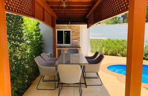 Ko Kaeo Villa | Saransiri - 3 bedroom villa with private pool, office room & fast Wi-fi