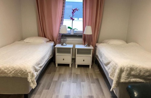 Roslunda-Kronotorp Hotel | Saras Hotel FD Amadeus