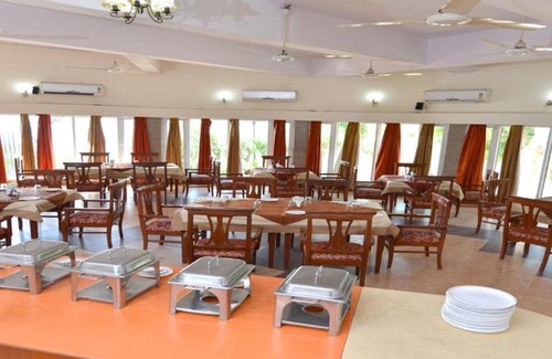 Gurugram Hotel | Saras Tourist Resort