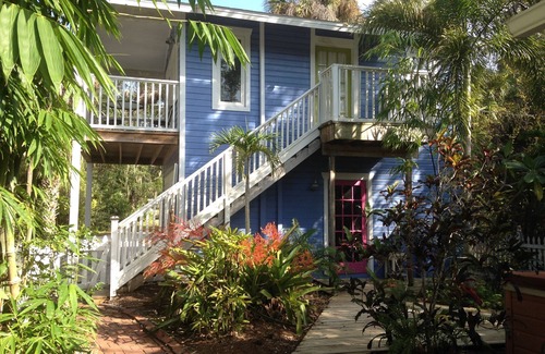 Laurel Park Cottage | SarasotaCottageRentals ~ Authentic FL, Enchanting Downtown Historic Laurel Park