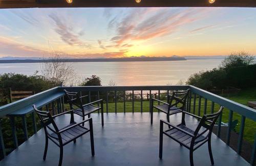 Langley House | Saratoga by the Sea by AvantStay Panoramic View Near Langley